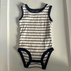 Baby clothes 6M